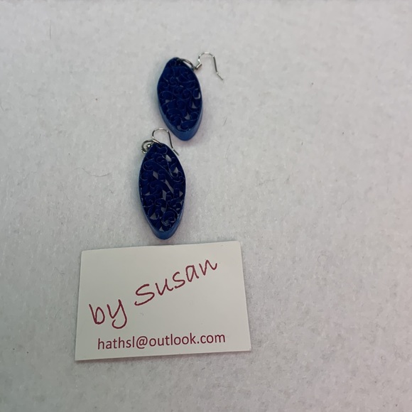 Handmade Quilled Earrings. $8 a pair. - Picture 6 of 6